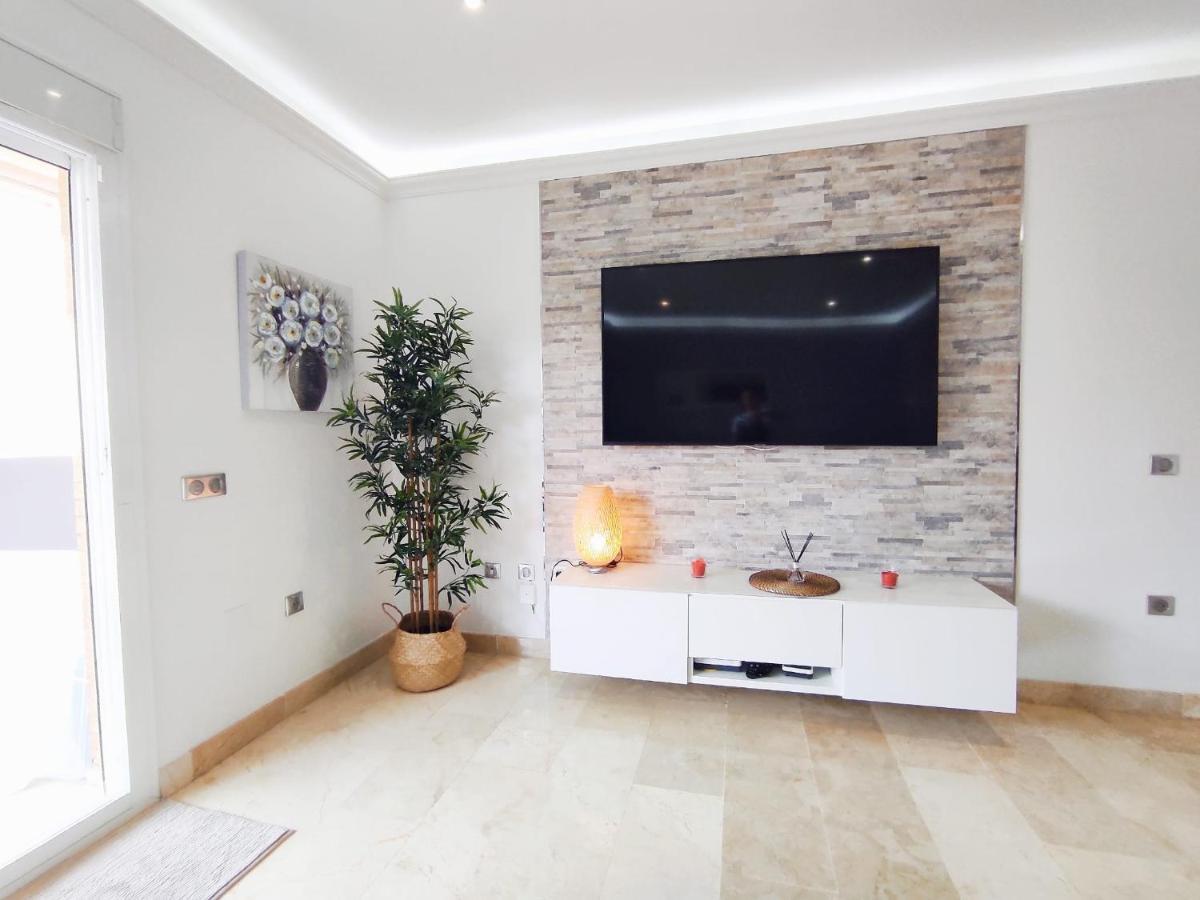 Magnifique Appartement A 5 Min A Pied De La Plage بينالماذينا المظهر الخارجي الصورة